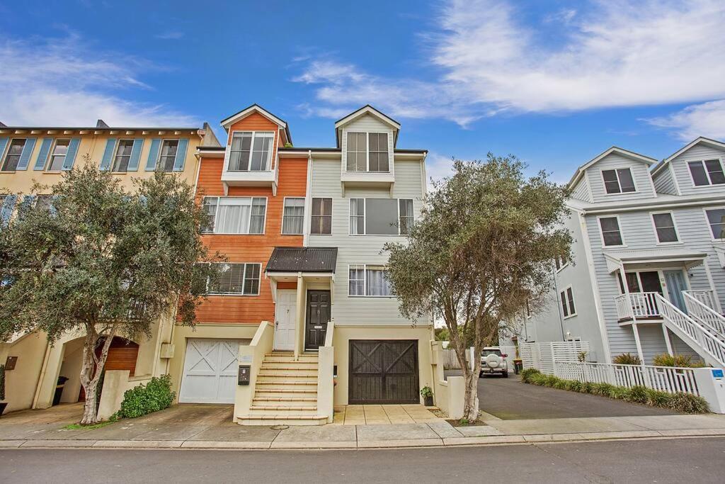 Four Bedroom Beachside Apartment Warrnambool Exterior photo